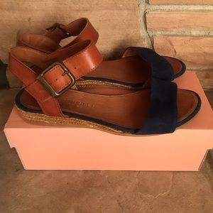 Eric Michael Hylena Amanda sandals like new